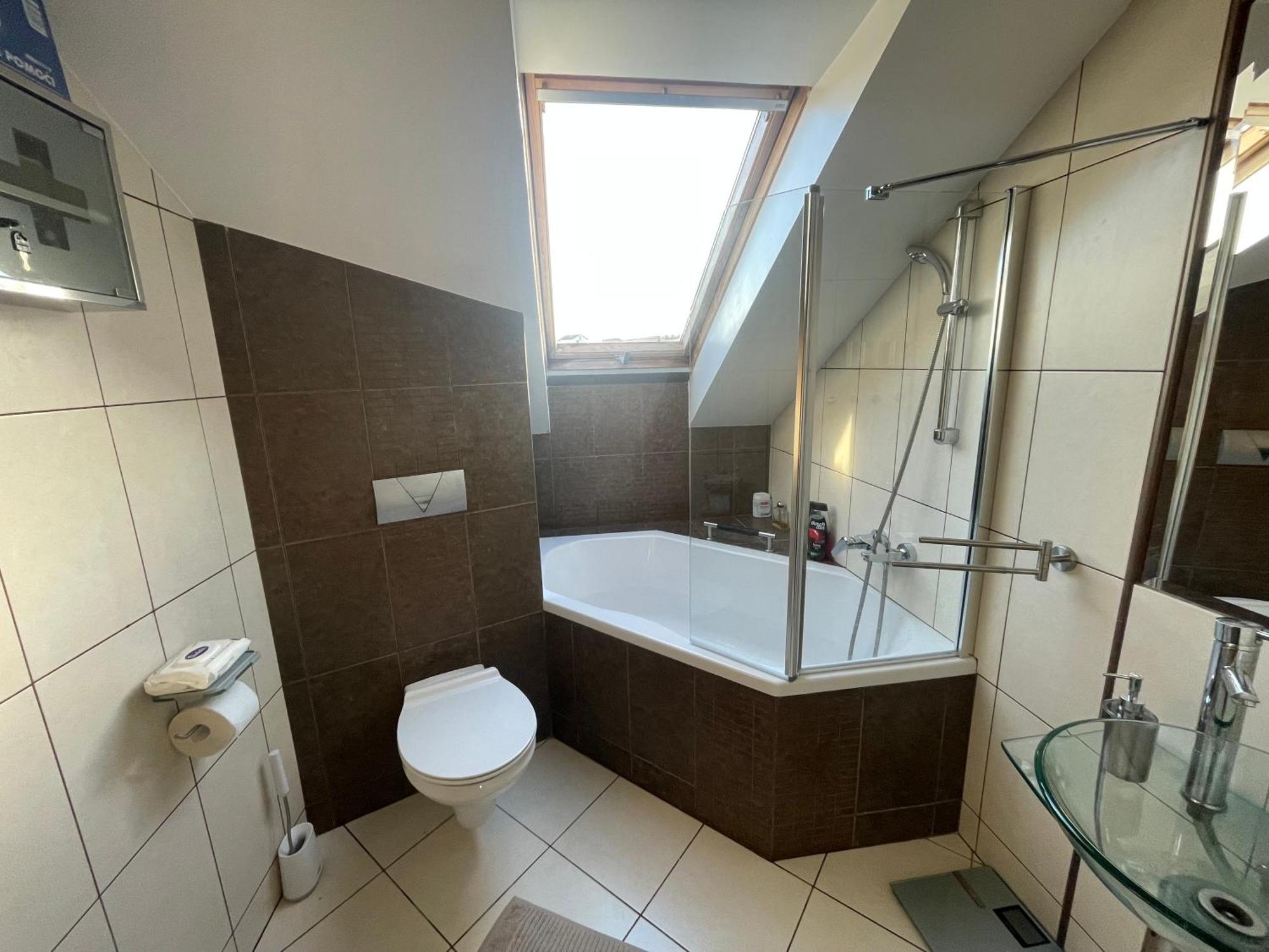 Vila Milka - Balkon - Besplatan Parking - Samostalna Prijava Karlovac Dış mekan fotoğraf