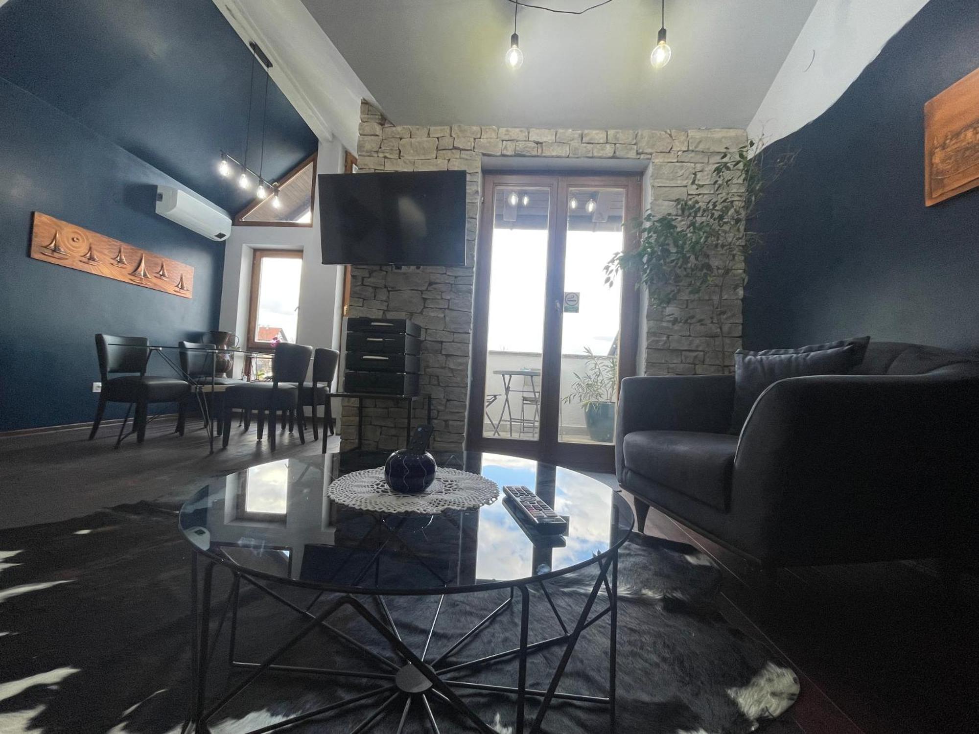 Vila Milka - Balkon - Besplatan Parking - Samostalna Prijava Karlovac Dış mekan fotoğraf