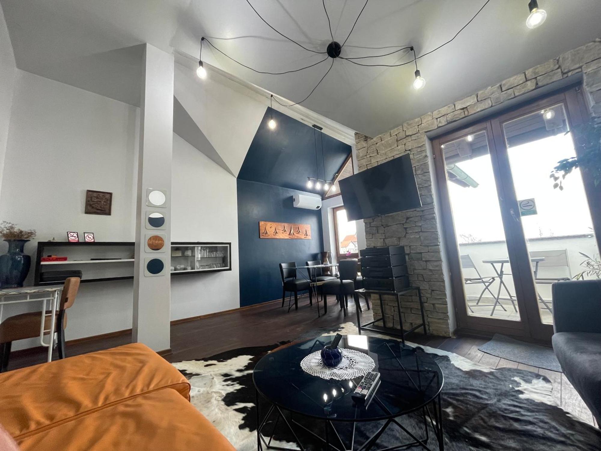 Vila Milka - Balkon - Besplatan Parking - Samostalna Prijava Karlovac Dış mekan fotoğraf